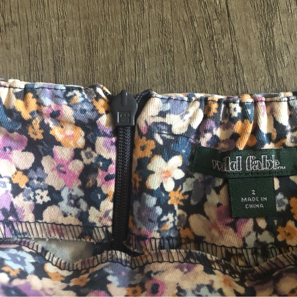 Floral Women's Skirt multicolor- size 2 - Picture 9 of 10